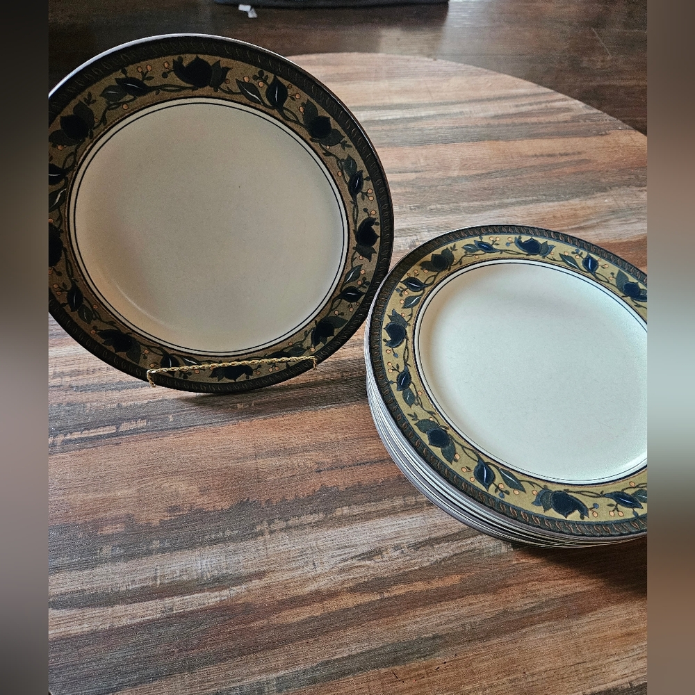 11 Mikasa Intaglio ARABELLA CAC01 Blue Green Brown Oven Safe Dinner Plates